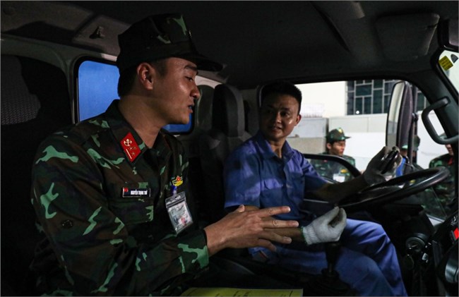 THỜI SỰ 12H TRƯA  20/3/2023: Từ hôm nay, lực lượng quân đội bắt đầu tham gia hỗ trợ công tác đăng kiểm tại Hà Nội và TP. Hồ Chí Minh.