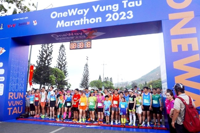 VOV phối hợp tổ chức thành công Oneway Vũng Tàu Marathon 2023 (23/24/2023)
        