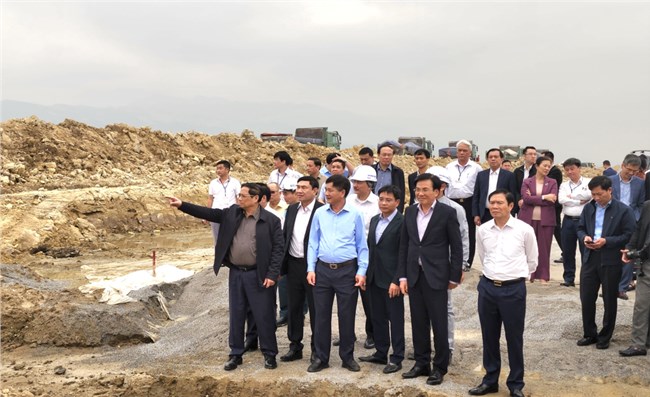THỜI SỰ 18H CHIỀU 08/4/2023: Thủ tướng Phạm Minh Chính yêu cầu đến 19/11 năm nay phải hoàn thành Dự án đầu tư xây dựng Cảng HK Điện Biên