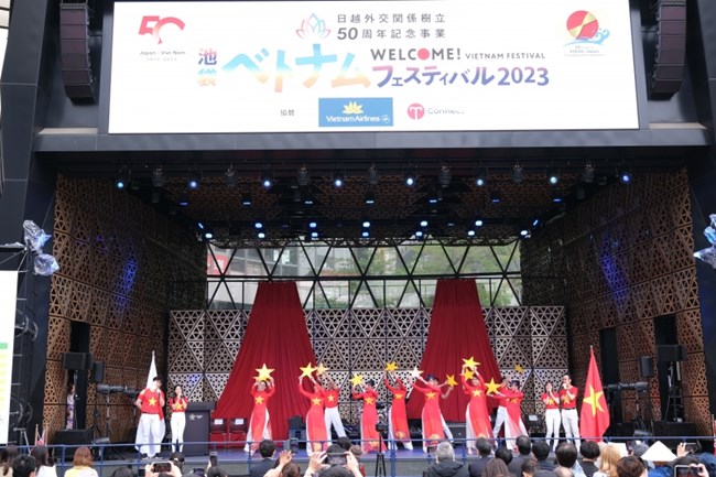 Khai mạc Lễ hội Việt Nam tại Công viên Ikebukuro (8/4/2023)