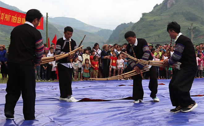 Giữ gìn bản sắc văn hoá trên vùng cao Mù Cang Chải (24/4/2023)