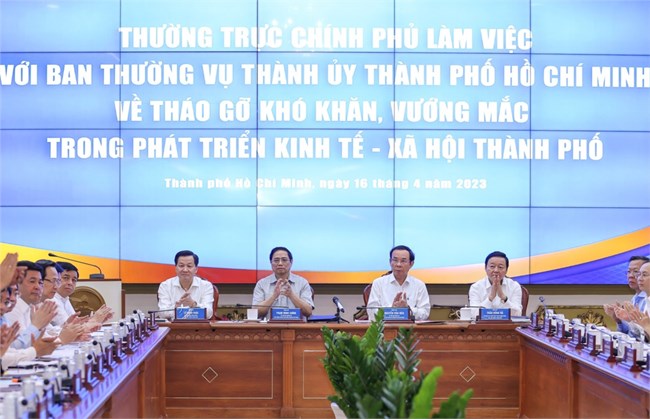 THỜI SỰ 18H CHIỀU 16/4/2023: Tháo gỡ khó khăn, vướng mắc trong phát triển kinh tế - xã hội của Thành phố Hồ Chí Minh.