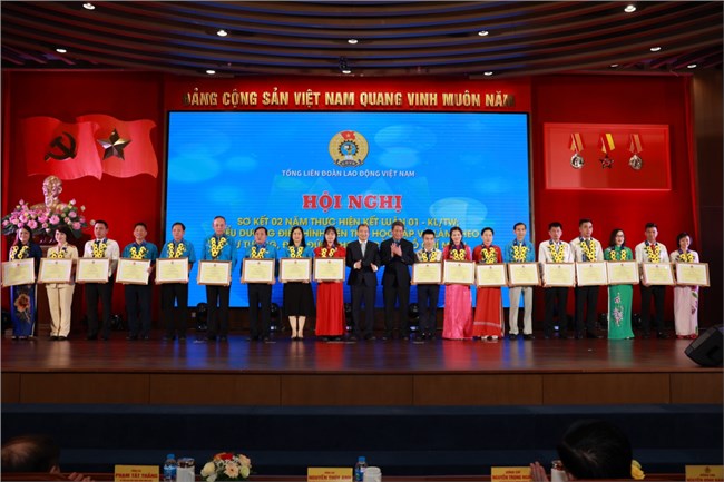 Học Bác đê làm tốt hơn công việc mỗi ngày (16/5/2023)