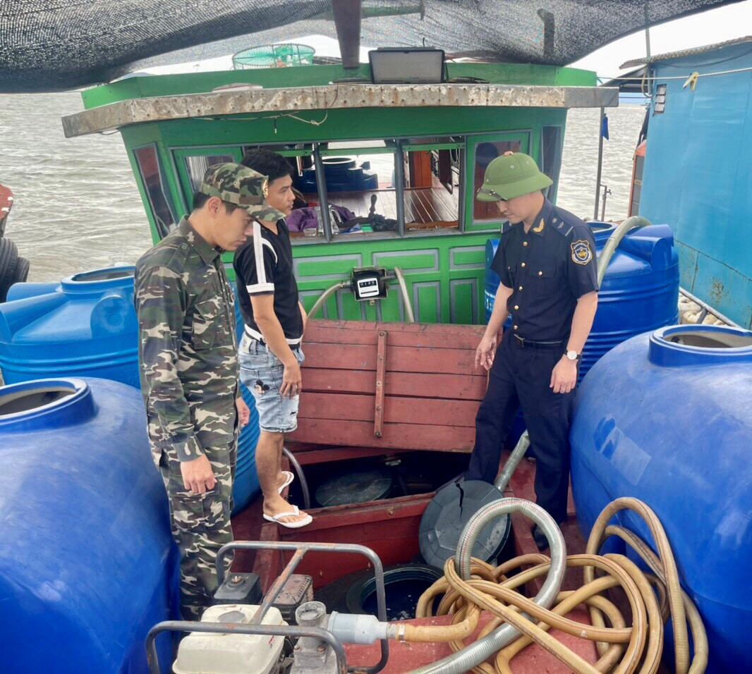 Cục Hải quan Quảng Ninh tăng cường kiếm soát, chống buôn lậu ngay từ đầu năm (15/05)