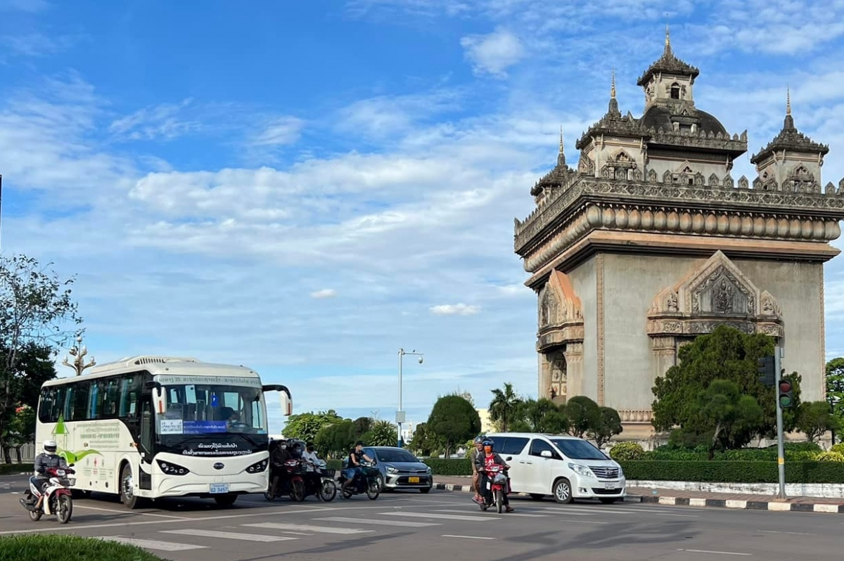 Thủ đô Vientiane( Lào) nỗ lực xanh hoá các phương tiện giao thông (05/6/2023)