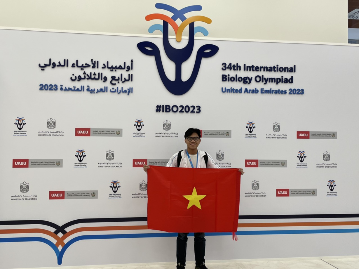 Nguyễn Tiến Lộc- từ niềm đam mê bộ môn sinh học đến huy chương Bạc olympic Sinh Học Quốc tế 2023  (24/7/2023)