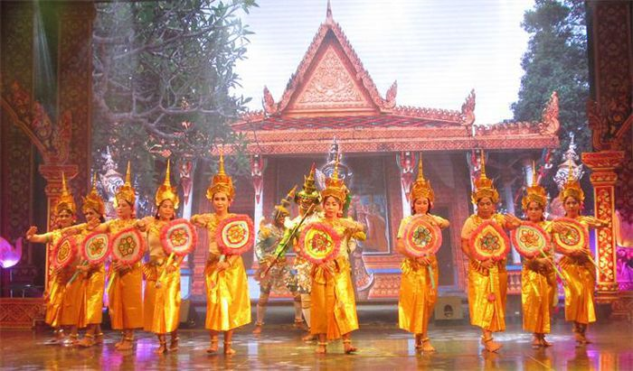 Bảo tồn giá trị văn hóa của người Khmer (10/7/2023)