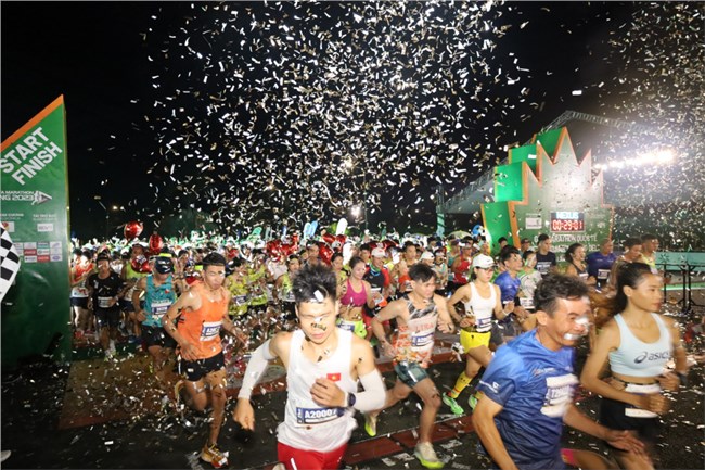  Ấn tượng từ giải Marathon quốc tế Hậu Giang thu hút hơn 9.000 vận động viên (16/7/2023)