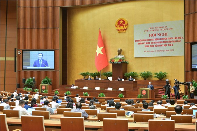 Hội nghị đại biểu quốc hội chuyên trách: Tránh tạo cơ chế xin - cho không đúng đắn trong xây dựng luật (28/8/2023)