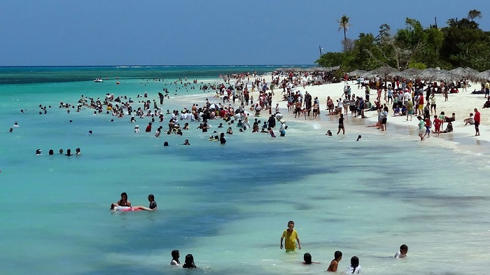 Cuba đối mặt mùa hè nóng nhất kể từ năm 1951- người dân đổ xô ra các bãi biển (10/8/2023)