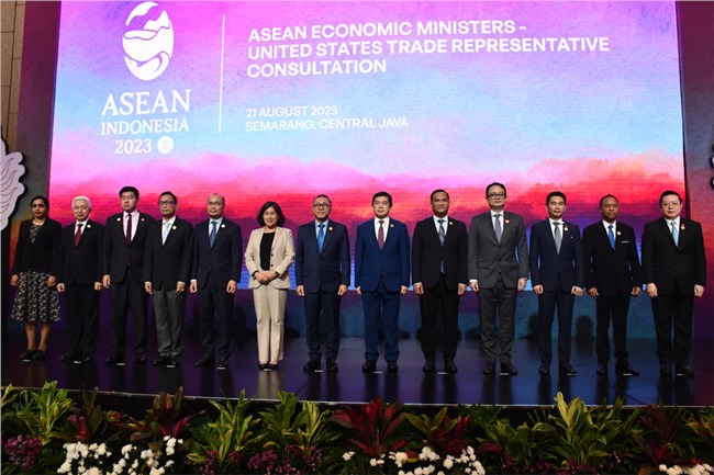 ASEAN và các đối tác thông qua nhiều văn kiện thúc đẩy hợp tác kinh tế (21/8/2023)