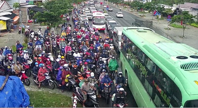 Tiền Giang, Bến Tre: Nhiều khu vực ùn ứ giao thông ngay từ chiều 3/9 (3/9/2023)