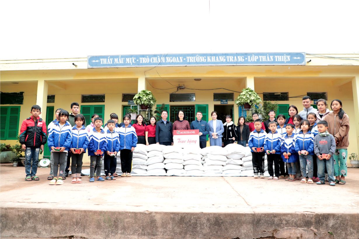 Ngôi nhà thứ 2 của con em vùng cao huyện Mường Nhé, tỉnh Điện Biên (23/01/2024)