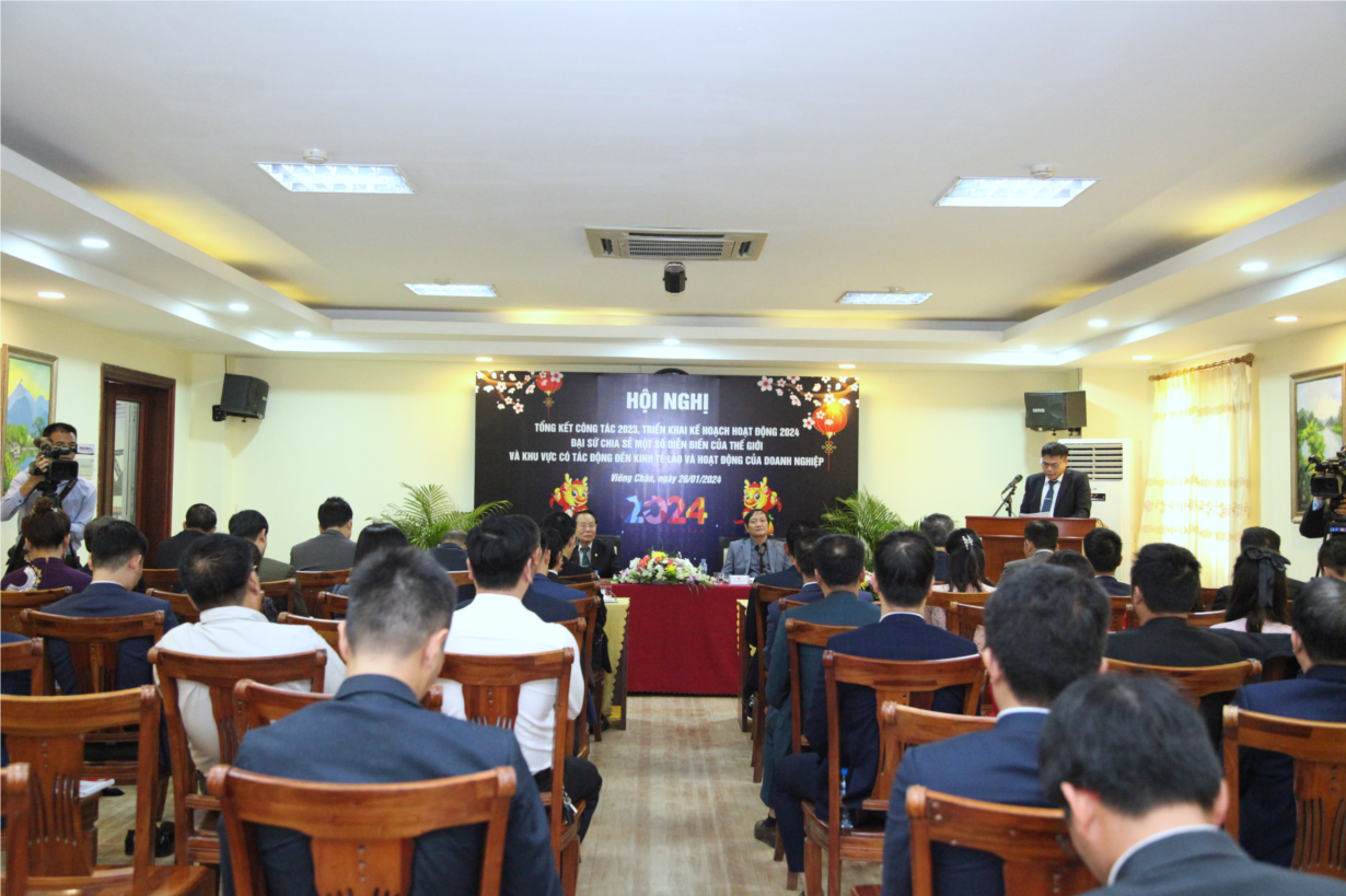 Phát huy vai trò là cầu nối của các doanh nghiệp Việt Nam tại Lào (27/1/2024)