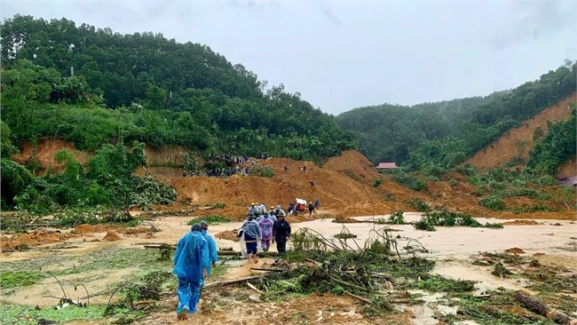 Sạt lở đất tại Tây Bắc: Làm gì để thích nghi? (8/10/2024)