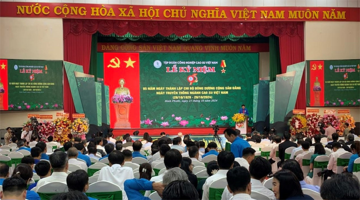 “Phú Riềng Đỏ” - Lịch sử phong trào công nhân mãi được khắc ghi (25/10/2024)