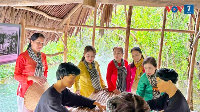 Cà Mau: Phục dựng mô hình làng rừng để làm du lịch (09/10/2024)