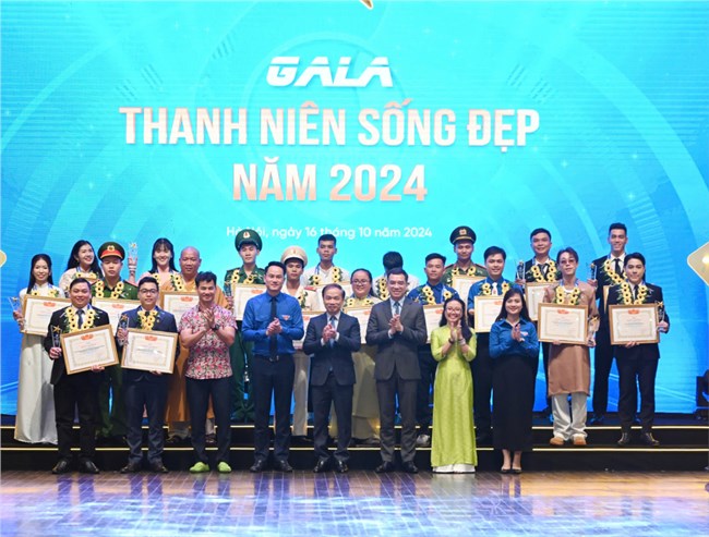 Tuyên dương 20 “Thanh niên sống đẹp” năm 2024 (16/10/2024)