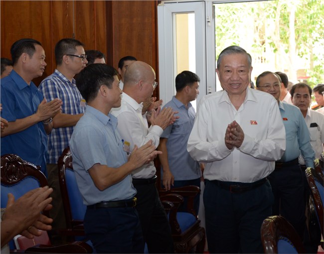 Tổng Bí thư, Chủ tịch nước Tô Lâm: Sẽ làm rõ trách nhiệm tại sao dự án kéo dài gây lãng phí thất thoát tài sản Nhà nước (17/10/2024) 