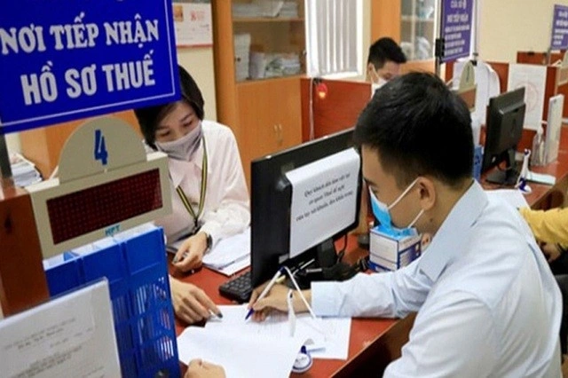 THỜI SỰ 18H CHIỀU 12/10/2024: Tổng cục thuế sẽ nghiên cứu, xem xét và đề xuất  sửa đổi quy định tạm hoãn xuất cảnh do nợ thuế