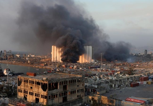 Lebanon: Những vụ nổ lớn làm rung chuyển sân bay thủ đô Beirut (04/10/2024)