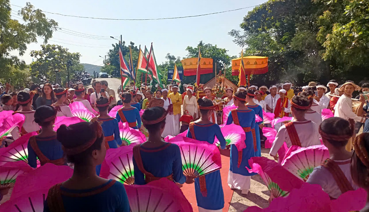 Tưng bừng Lễ hội Katê ở Ninh Thuận và Bình Thuận (2/10/2024)