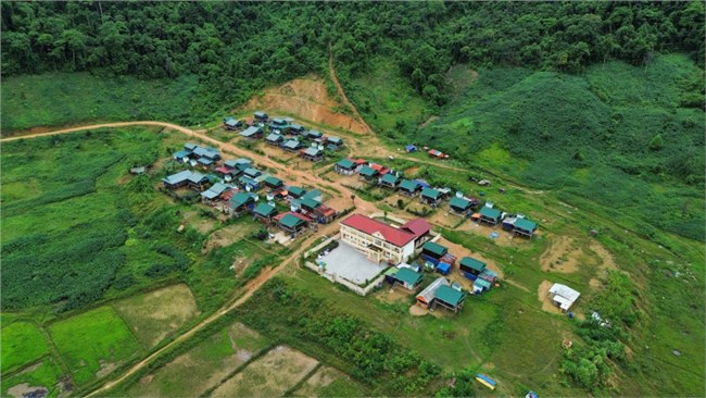Đổi thay trên bản tái định cư của đồng bào biên giới sau trận lũ quét lịch sử (9/10/2024)
