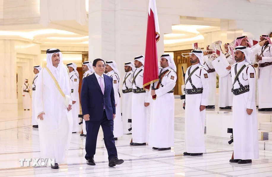 Thủ tướng Sheikh Mohammed bin Abdulrahman bin Jasim Al-Thani chủ trì lễ đón Thủ tướng Chính phủ Phạm Minh Chính thăm chính thức Nhà nước Qatar (31/10/2024)