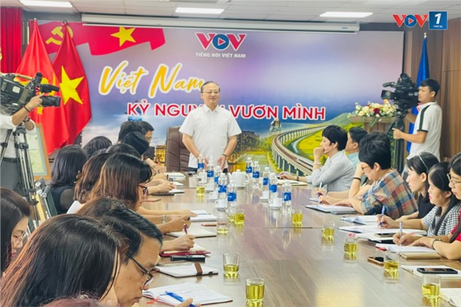 Tổng Giám đốc VOV kiểm tra việc triển khai chuỗi chương trình “Việt Nam- Kỷ nguyên vươn mình” (4/10/2024)