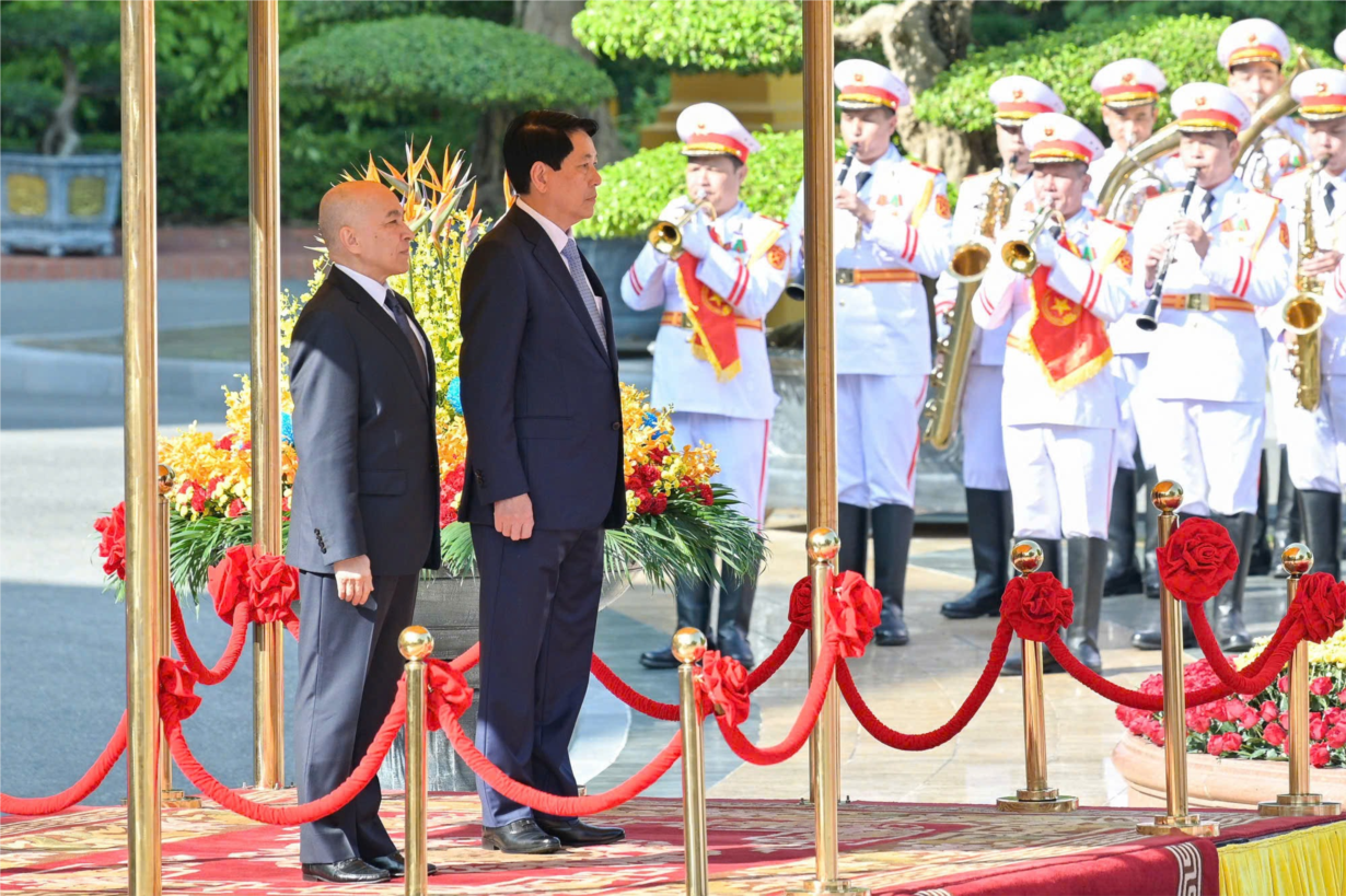  Chủ tịch nước Lương Cường chủ trì lễ đón Quốc vương Norodom Sihamoni (28/11/2024)