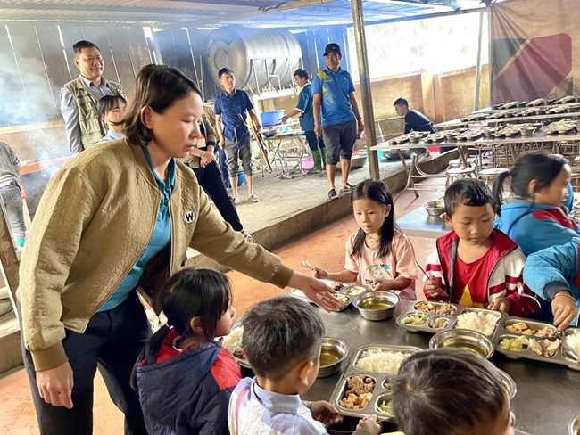 Cô giáo Hoàng Thị Thanh Chỉ & Hành trình vượt khó mang tri thức đến bản khó khăn nhất huyện Mù Cang Chải, tỉnh Yên Bái (15/11/2024)