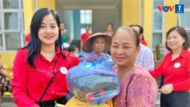 Hội chữ thập đỏ Vĩnh Phúc vận động được gần 17 tỷ đồng hỗ trợ người dân bị ảnh hưởng bởi bão số 3 (05/11/2024)