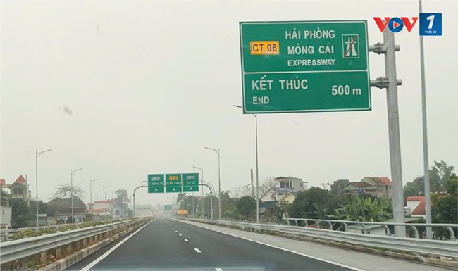 Quảng Ninh: Cao tốc Hạ Long - Móng Cái sẽ có trạm dừng nghỉ hoạt động trong năm 2025 (24/11/2024)