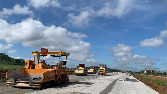 Quyết liệt đẩy nhanh tiến độ cao tốc Khánh Hoà – Buôn Ma Thuột (15/11/2024)