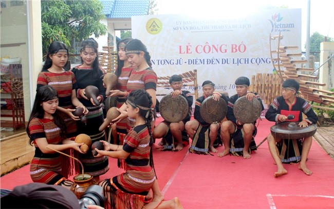 Du lịch Đắk Lắk tăng trưởng nhờ sản phẩm văn hóa đặc sắc (27/12/2024)
