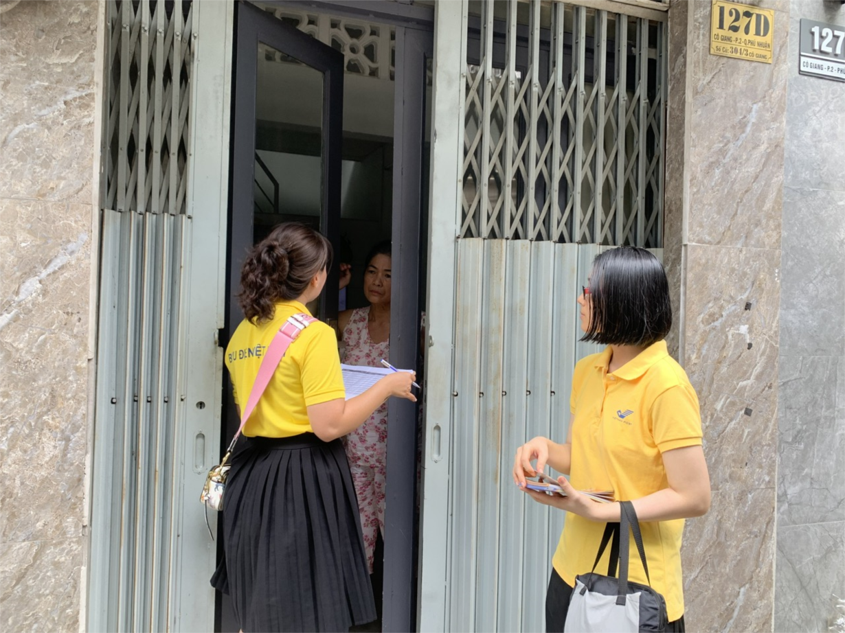 Sử dụng biên lai điện tử sau khi thu tiền đóng BHXH tự nguyện, BHYT hộ gia đình (14/12/2024)