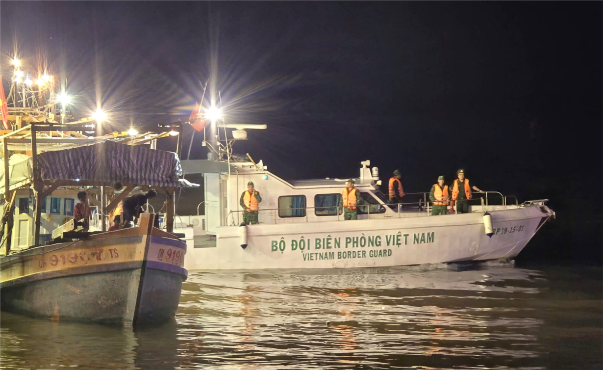 Biên phòng Cà Mau tăng cường các giải pháp thực hiện IUU (5/12/2024)

