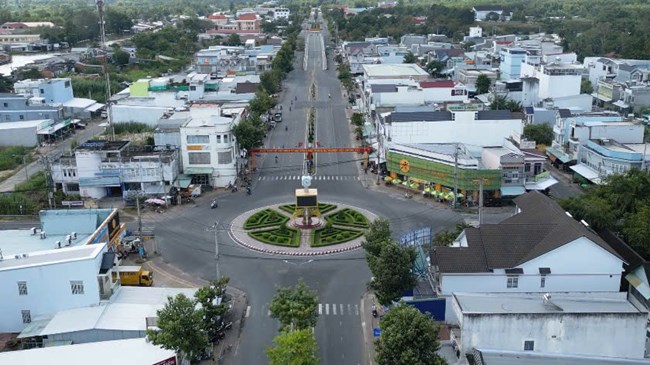  Giao thông mở đường cho huyện nghèo ở Hậu Giang phát triển (07/12/2024)