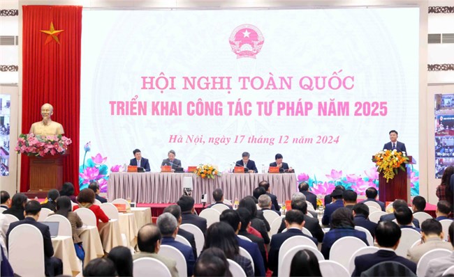 Ngành Tư pháp quyết tâm đổi mới mạnh mẽ công tác xây dựng, thi hành pháp luật (17/12/2024)