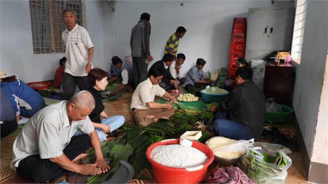 Đắk Lắk chung tay chăm lo Tết cho người nghèo (06/2/2024)