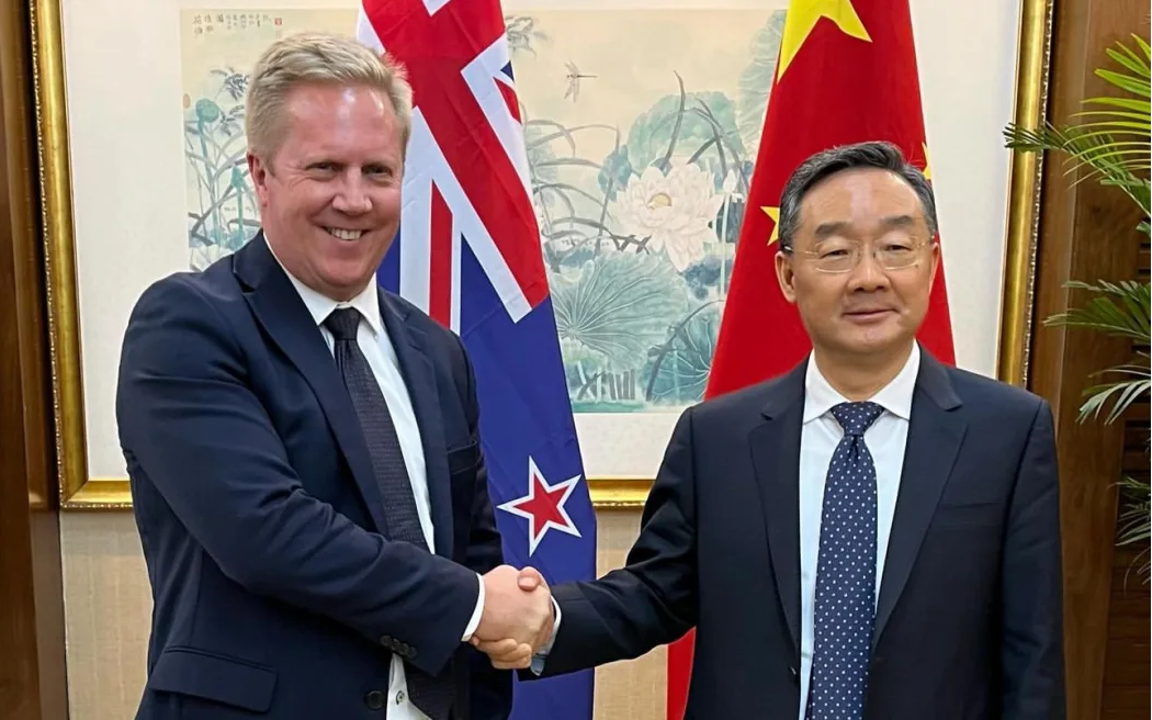 New Zealand-Trung Quốc đặt mục tiêu tăng gấp đôi kim ngạch Thương mại  hai chiều 10 năm tới (21/4/2024)
