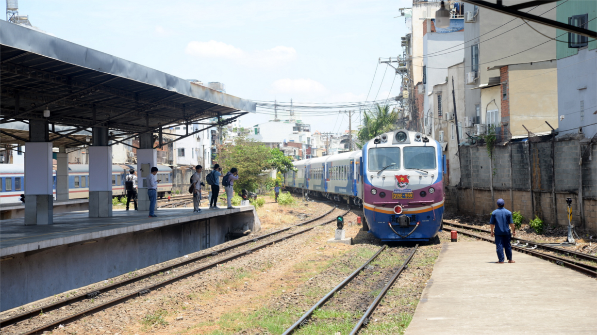 Đường sắt khai trương đoàn tàu chất lượng cao Sài Gòn – Đà Nẵng (27/4/2024)