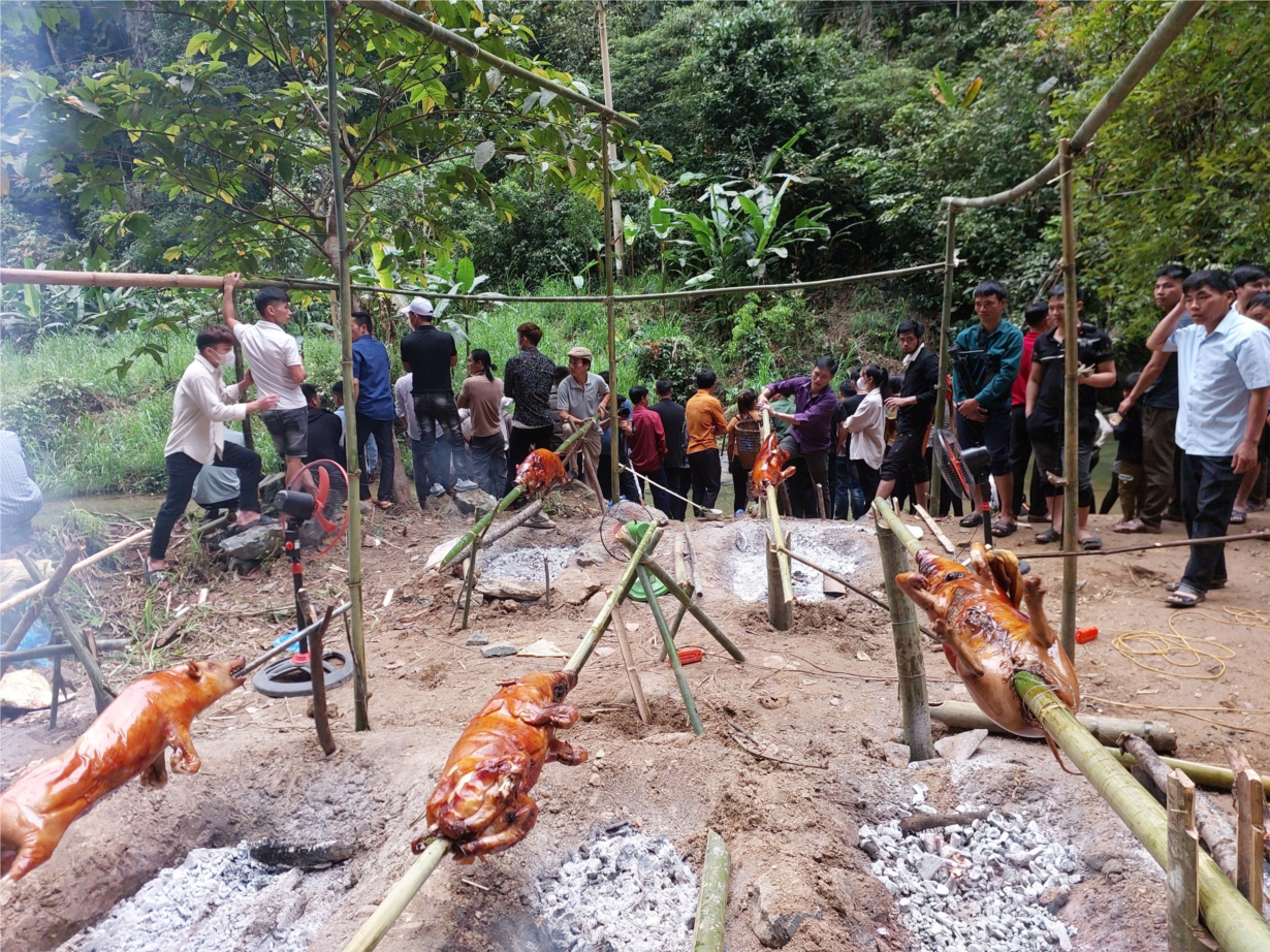 Sôi động Ngày hội văn hóa ẩm thực, du lịch sinh thái tại xã Phúc Yên, Lâm Bình, Tuyên Quang (07/4/2024)