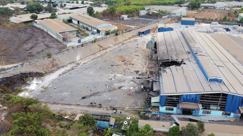 THỜI SỰ 18H CHIỀU 1/5/2024: Nguyên nhân ban đầu vụ nổ lò hơi tại một công ty gỗ ở Đồng Nai sáng nay khiến 6 người chết được xác định do lỗi kỹ thuật.