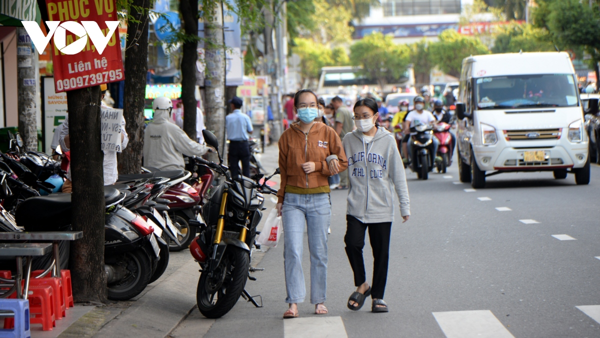 Cuộc chiến dành lại vỉa hè nếu Hà Nội tiến hành thu phí vỉa hè như TP.HCM (21/05/2024)