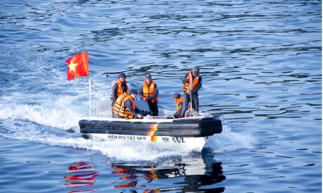Chi đội Kiểm ngư 4 cứu ngư dân như cứu người thân của mình (21/5/2024)