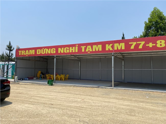Đưa vào vận hành 2 trạm dừng nghỉ tạm trên cao tốc Cam Lộ- La Sơn (1/5/2024)