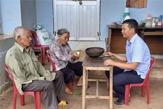 Những lá đơn “xin thoát nghèo” ở Đắk Lắk (11/6/2024)