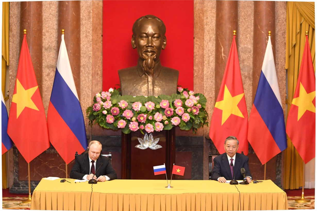 Chủ tịch nước Tô Lâm và Tổng thống Liên bang Nga Vladimir Putin gặp gỡ báo chí (20/6/2024)
