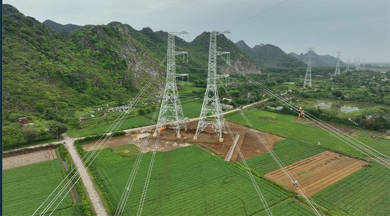 THỜI SỰ 18H CHIỀU 30/6/2024: Hoàn thành đóng điện Đường dây 500 kV mạch 3 cung đoạn Thanh Hóa – Nam Định